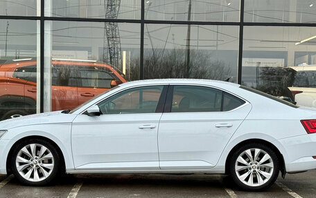 Skoda Superb III рестайлинг, 2018 год, 2 100 000 рублей, 4 фотография