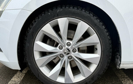 Skoda Superb III рестайлинг, 2018 год, 2 100 000 рублей, 20 фотография