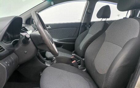 Hyundai Solaris II рестайлинг, 2013 год, 695 000 рублей, 10 фотография