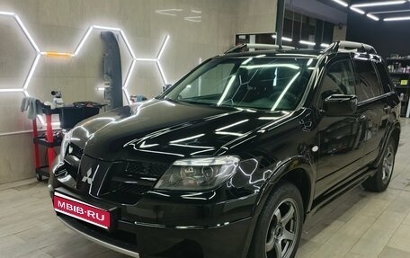 Mitsubishi Outlander III рестайлинг 3, 2006 год, 920 000 рублей, 1 фотография