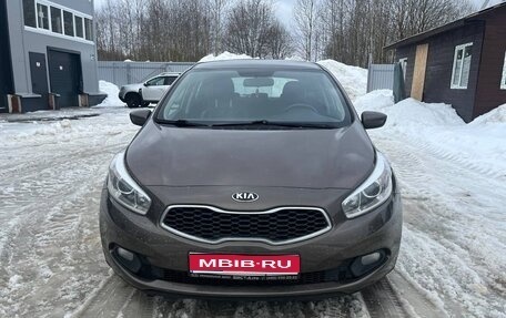 KIA cee'd III, 2014 год, 1 080 000 рублей, 1 фотография