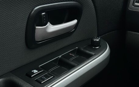 Suzuki Grand Vitara, 2006 год, 990 000 рублей, 21 фотография