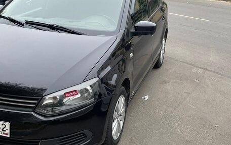 Volkswagen Polo VI (EU Market), 2013 год, 630 000 рублей, 2 фотография