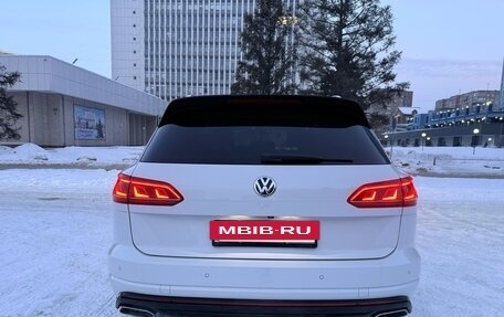 Volkswagen Touareg III, 2019 год, 5 500 000 рублей, 5 фотография