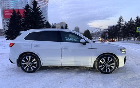 Volkswagen Touareg III, 2019 год, 5 500 000 рублей, 8 фотография