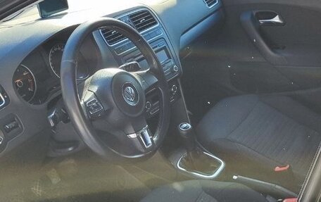 Volkswagen Polo VI (EU Market), 2011 год, 550 000 рублей, 5 фотография