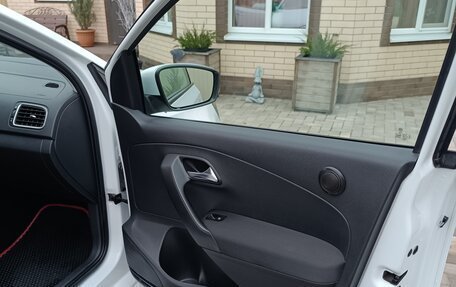 Volkswagen Polo VI (EU Market), 2014 год, 1 200 000 рублей, 13 фотография