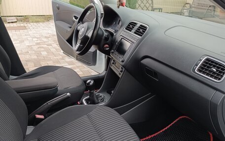 Volkswagen Polo VI (EU Market), 2014 год, 1 200 000 рублей, 14 фотография