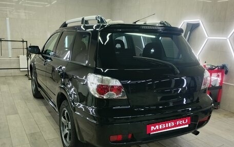 Mitsubishi Outlander III рестайлинг 3, 2006 год, 920 000 рублей, 3 фотография