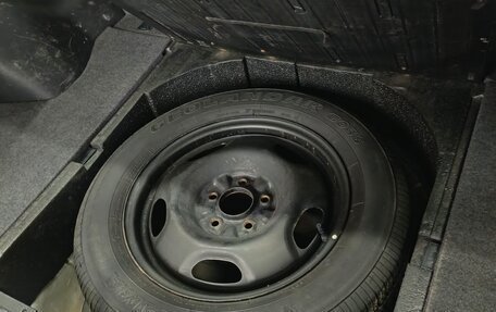 Mitsubishi Outlander III рестайлинг 3, 2006 год, 920 000 рублей, 20 фотография