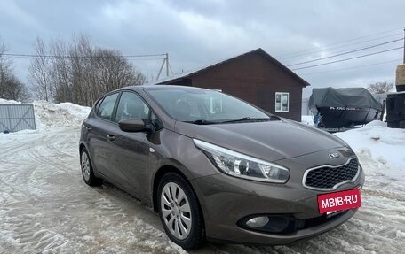KIA cee'd III, 2014 год, 1 080 000 рублей, 2 фотография