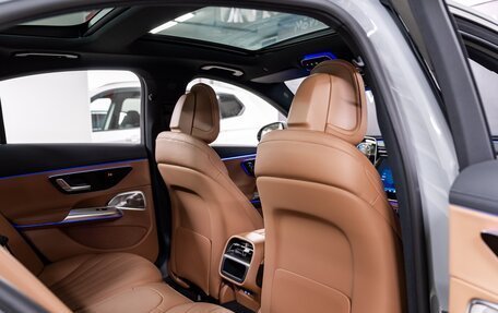 Mercedes-Benz E-Класс, 2025 год, 10 700 000 рублей, 20 фотография