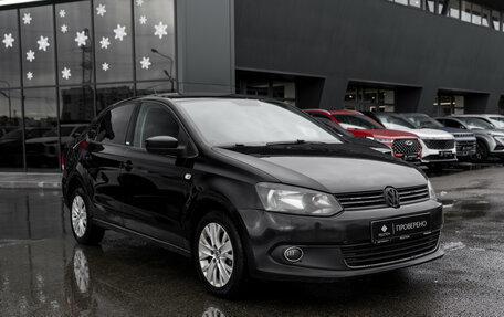 Volkswagen Polo VI (EU Market), 2014 год, 685 000 рублей, 2 фотография