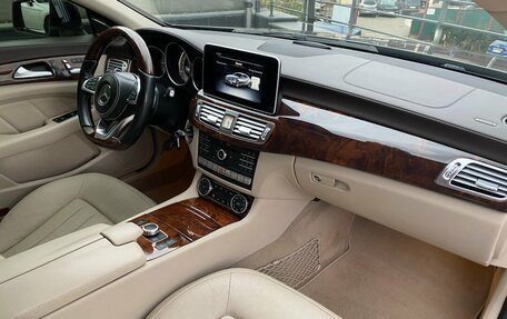 Mercedes-Benz CLS, 2017 год, 3 800 000 рублей, 16 фотография