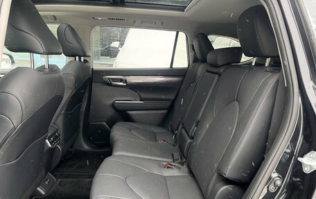 Toyota Highlander, 2025 год, 6 890 000 рублей, 9 фотография