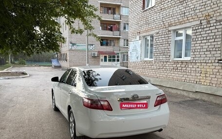 Toyota Camry, 2011 год, 875 000 рублей, 1 фотография