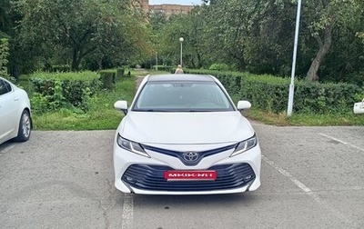 Toyota Camry, 2018 год, 2 450 000 рублей, 1 фотография