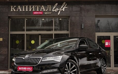 Skoda Superb III рестайлинг, 2025 год, 3 199 000 рублей, 1 фотография