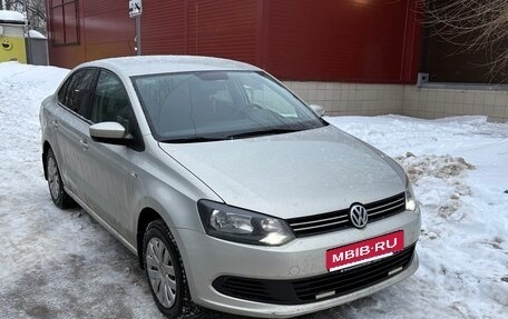 Volkswagen Polo VI (EU Market), 2013 год, 815 000 рублей, 1 фотография