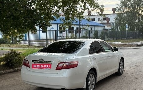 Toyota Camry, 2011 год, 875 000 рублей, 4 фотография