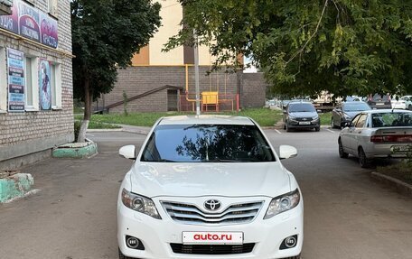 Toyota Camry, 2011 год, 875 000 рублей, 7 фотография
