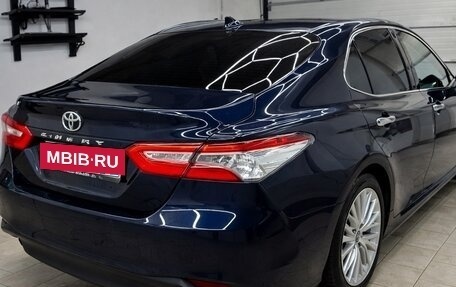 Toyota Camry, 2018 год, 2 899 990 рублей, 3 фотография