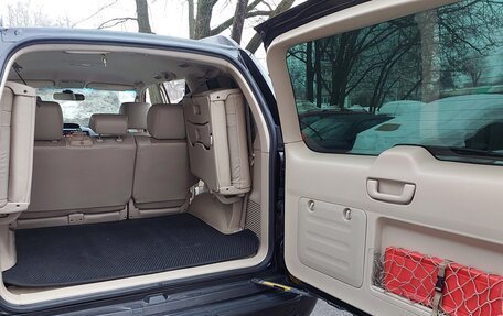 Toyota Land Cruiser Prado 120 рестайлинг, 2008 год, 2 350 000 рублей, 9 фотография