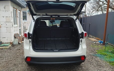 Toyota Highlander III, 2014 год, 3 200 000 рублей, 14 фотография