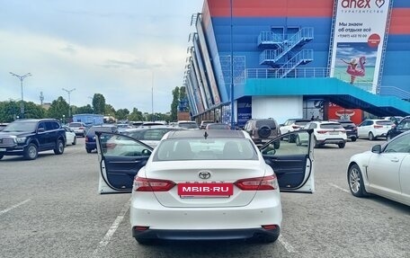 Toyota Camry, 2018 год, 2 450 000 рублей, 4 фотография