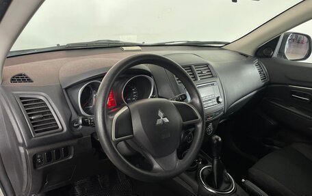 Mitsubishi ASX I рестайлинг, 2014 год, 1 200 000 рублей, 10 фотография