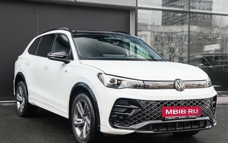 Volkswagen Tiguan, 2025 год, 4 969 000 рублей, 3 фотография