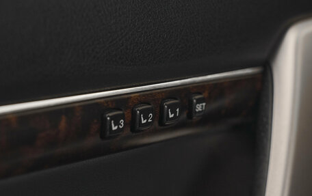 Toyota Land Cruiser 200, 2013 год, 3 390 000 рублей, 15 фотография