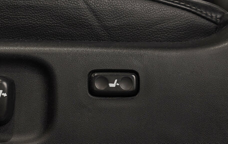 Toyota Land Cruiser 200, 2013 год, 3 390 000 рублей, 19 фотография