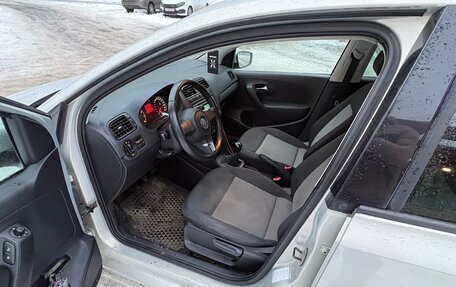 Volkswagen Polo VI (EU Market), 2013 год, 815 000 рублей, 18 фотография