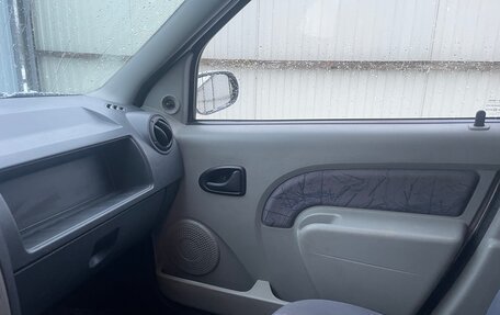 Renault Logan I, 2006 год, 200 000 рублей, 10 фотография