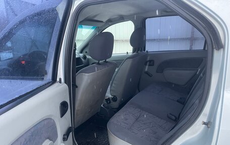 Renault Logan I, 2006 год, 200 000 рублей, 11 фотография