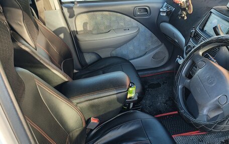 Toyota Raum I, 1998 год, 320 000 рублей, 3 фотография