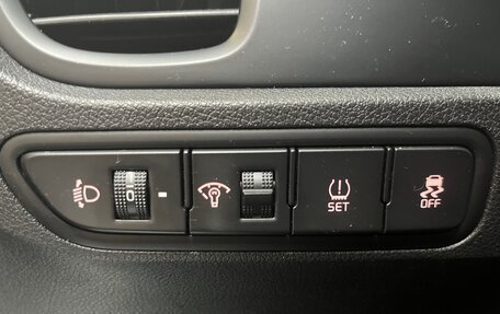 KIA Rio IV, 2018 год, 1 497 000 рублей, 9 фотография