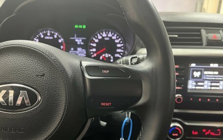 KIA Rio IV, 2018 год, 1 497 000 рублей, 15 фотография