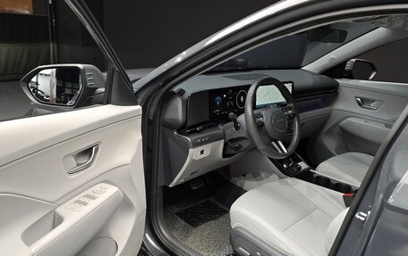 Hyundai Kona, 2024 год, 2 500 000 рублей, 10 фотография