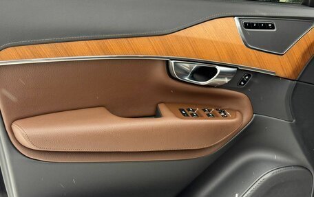 Volvo XC90 II рестайлинг, 2021 год, 4 850 000 рублей, 29 фотография