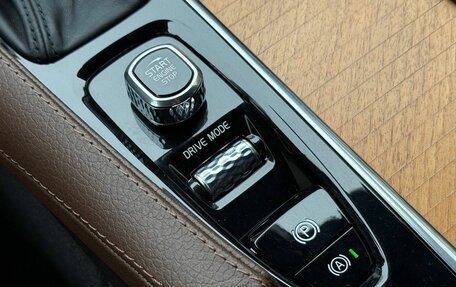 Volvo XC90 II рестайлинг, 2021 год, 4 850 000 рублей, 36 фотография