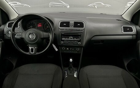 Volkswagen Polo VI (EU Market), 2011 год, 836 900 рублей, 6 фотография