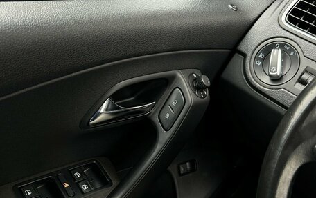 Volkswagen Polo VI (EU Market), 2011 год, 836 900 рублей, 17 фотография