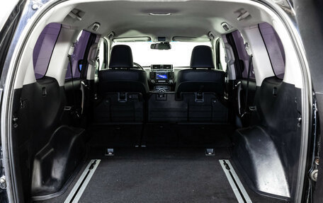 Toyota Land Cruiser Prado 150 рестайлинг 2, 2014 год, 3 600 000 рублей, 29 фотография