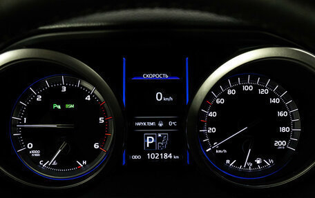 Toyota Land Cruiser Prado 150 рестайлинг 2, 2014 год, 3 600 000 рублей, 30 фотография