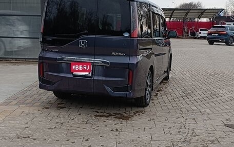 Honda Stepwgn IV, 2017 год, 2 250 000 рублей, 6 фотография