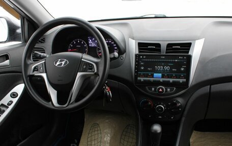 Hyundai Solaris II рестайлинг, 2012 год, 750 000 рублей, 17 фотография