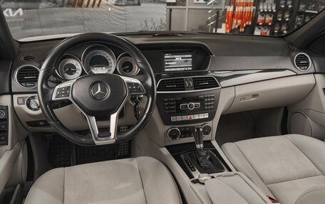 Mercedes-Benz C-Класс, 2011 год, 1 290 000 рублей, 7 фотография