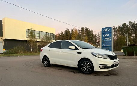 KIA Rio III рестайлинг, 2015 год, 735 000 рублей, 12 фотография